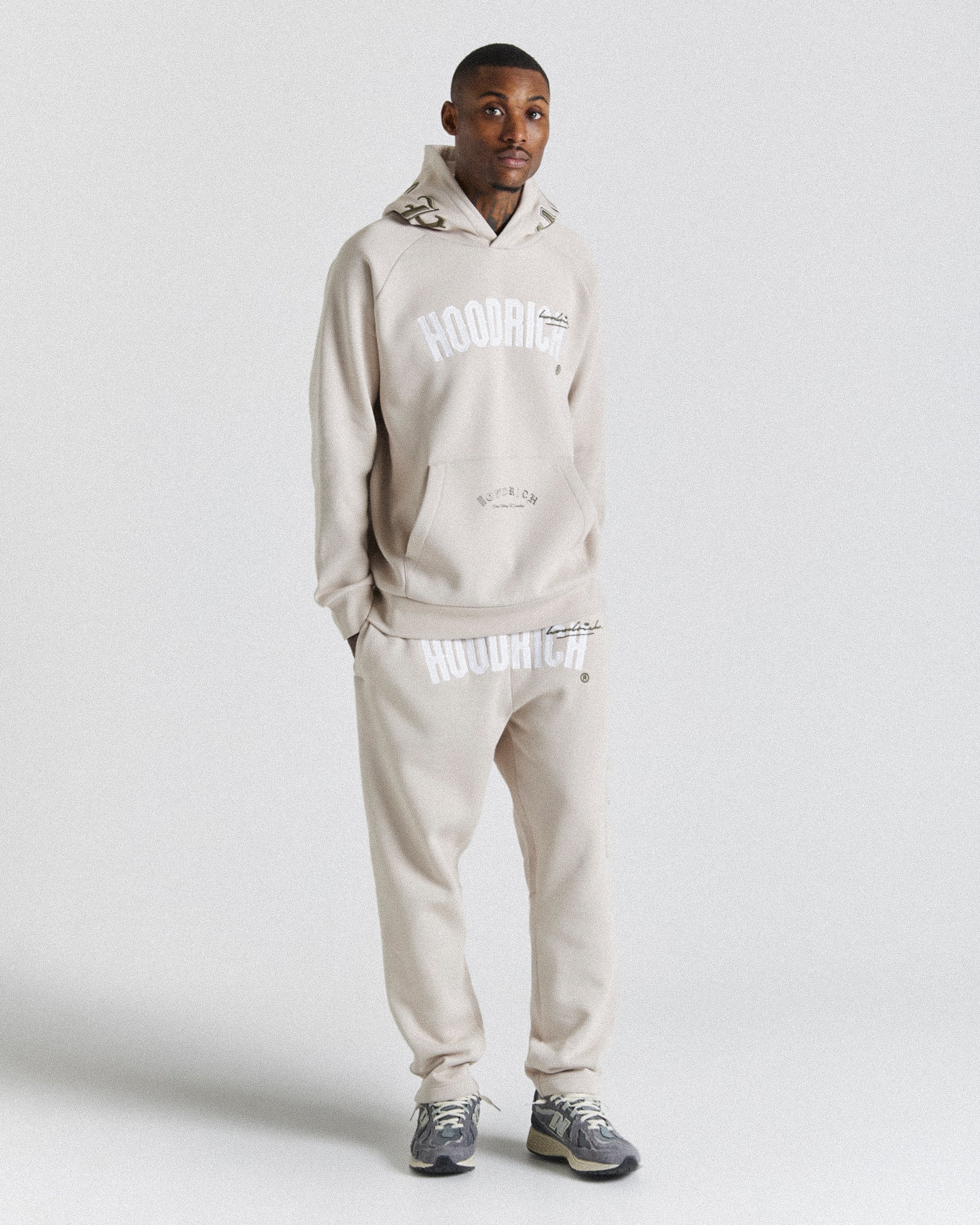 Heat Joggers - Silver Gray/Olive/White