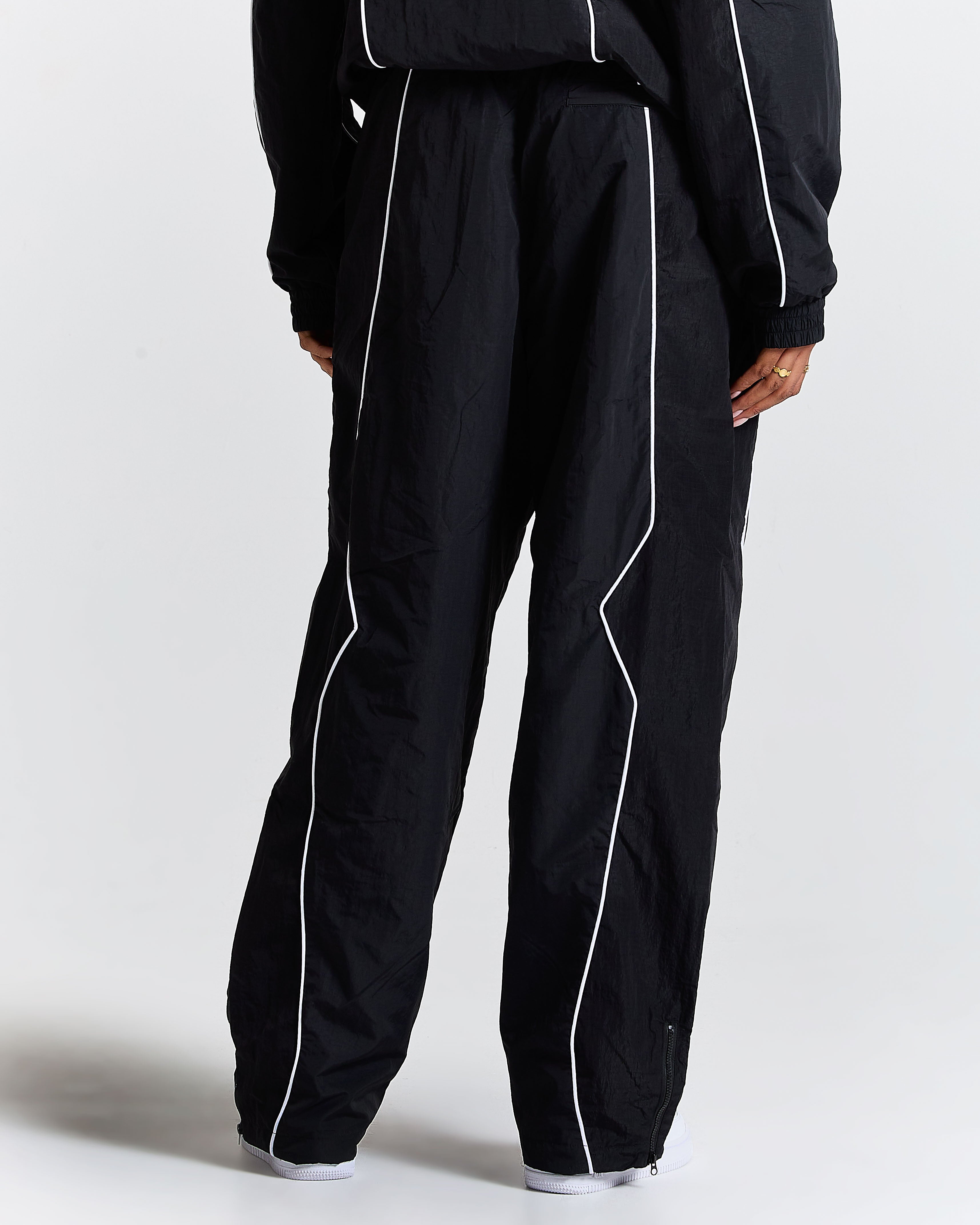 Women's Chaser H Full Tracksuit - Black