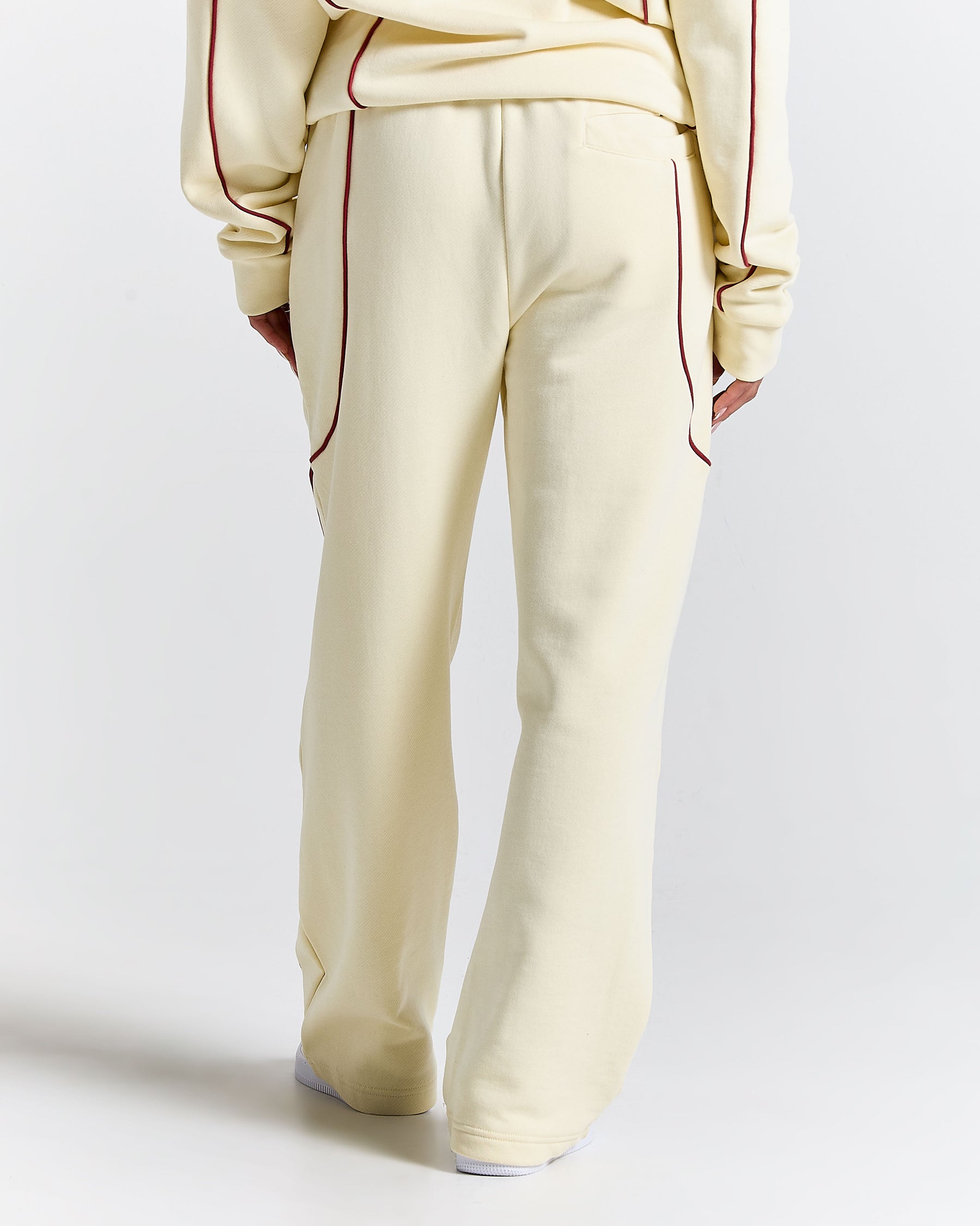 Trace Oversized Jogger - Ivory