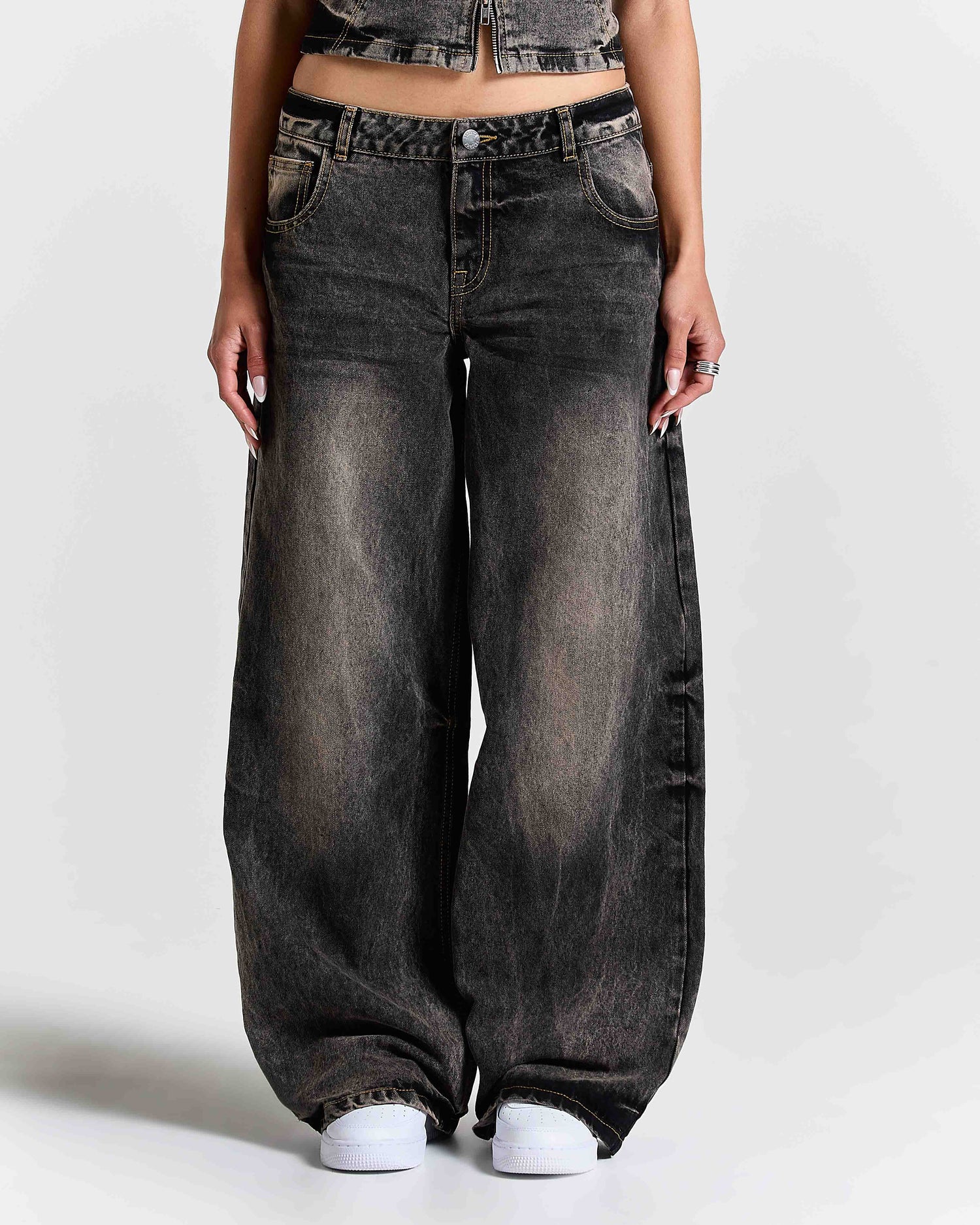 Shadow Rust Wide Leg Denim Jeans - Black Wash