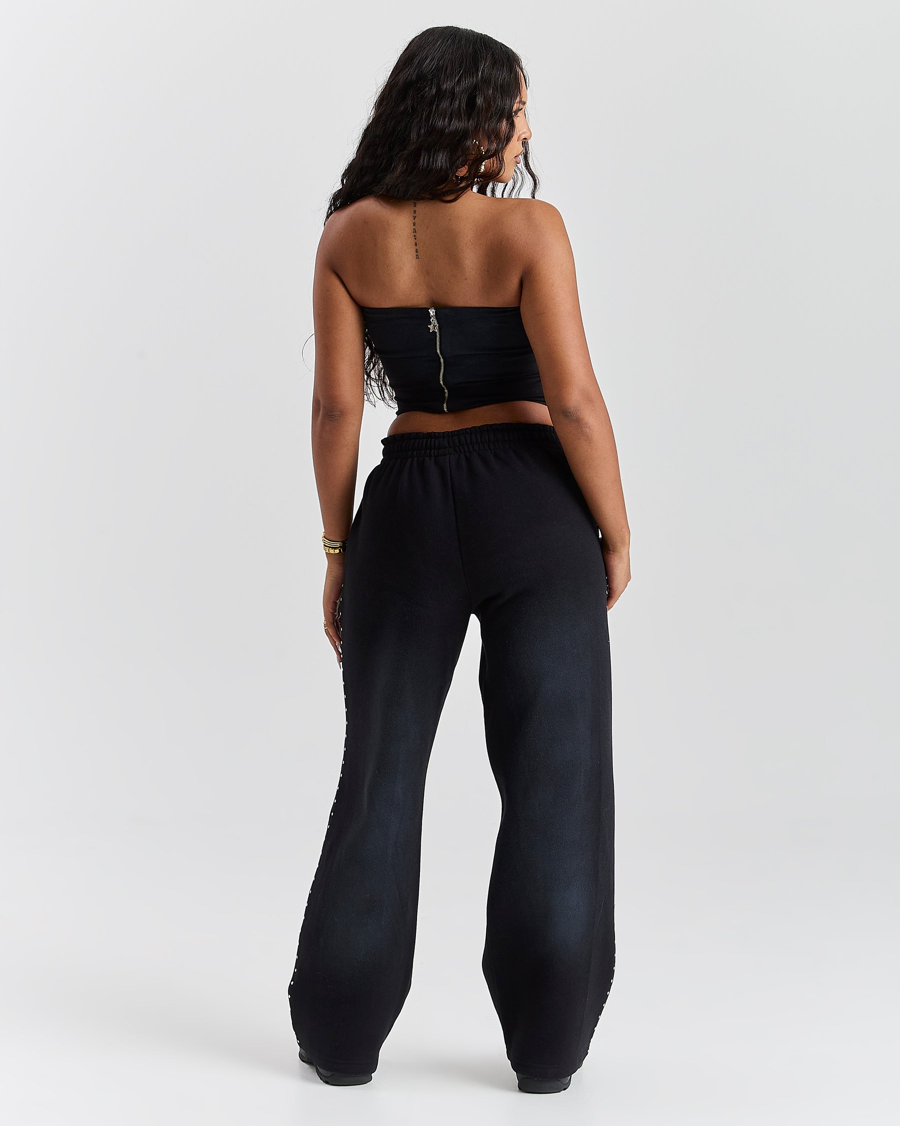 The Winner's Circle Aspen Wide Leg Joggers - Black