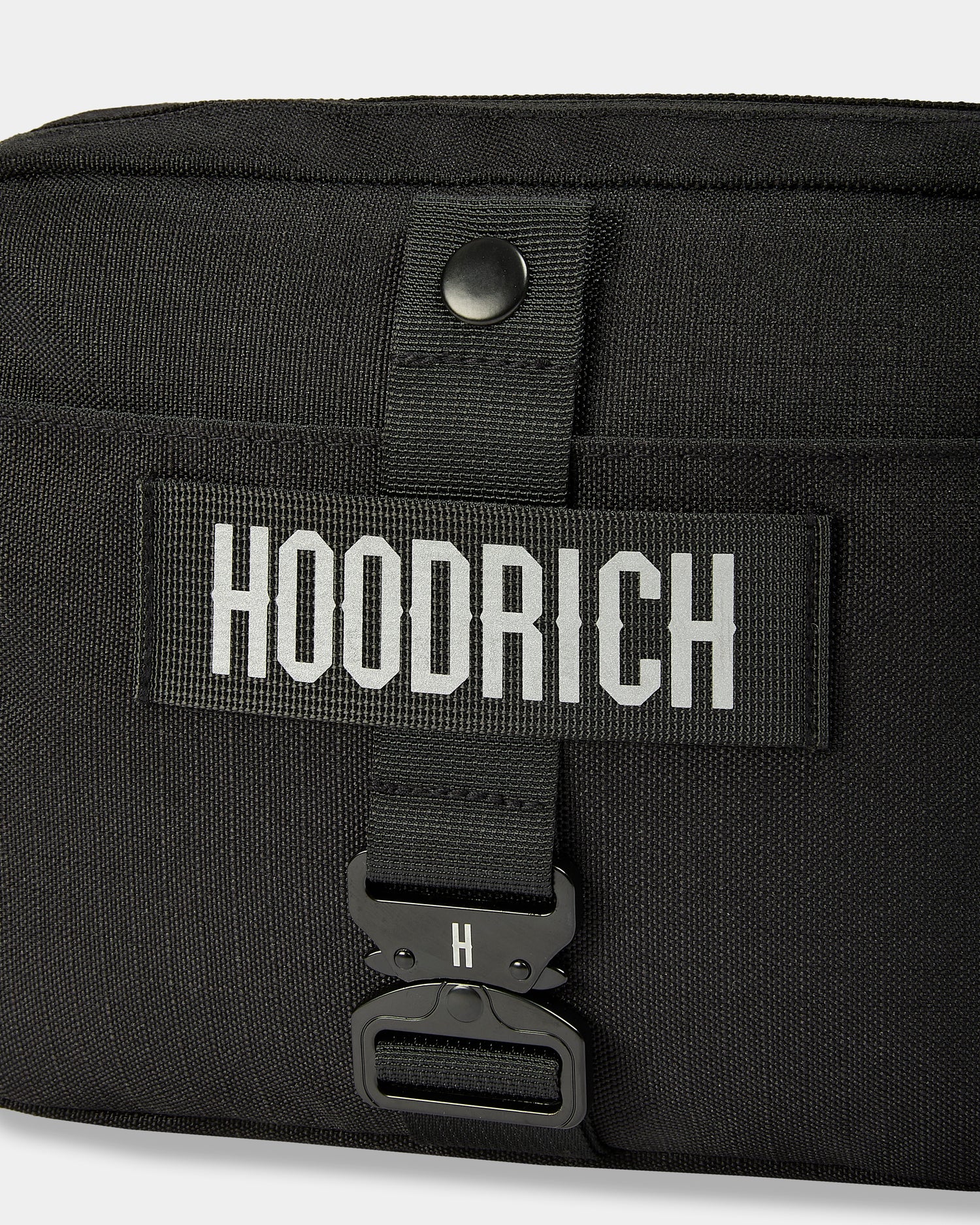 Shade Messenger Bag - Black/Reflective