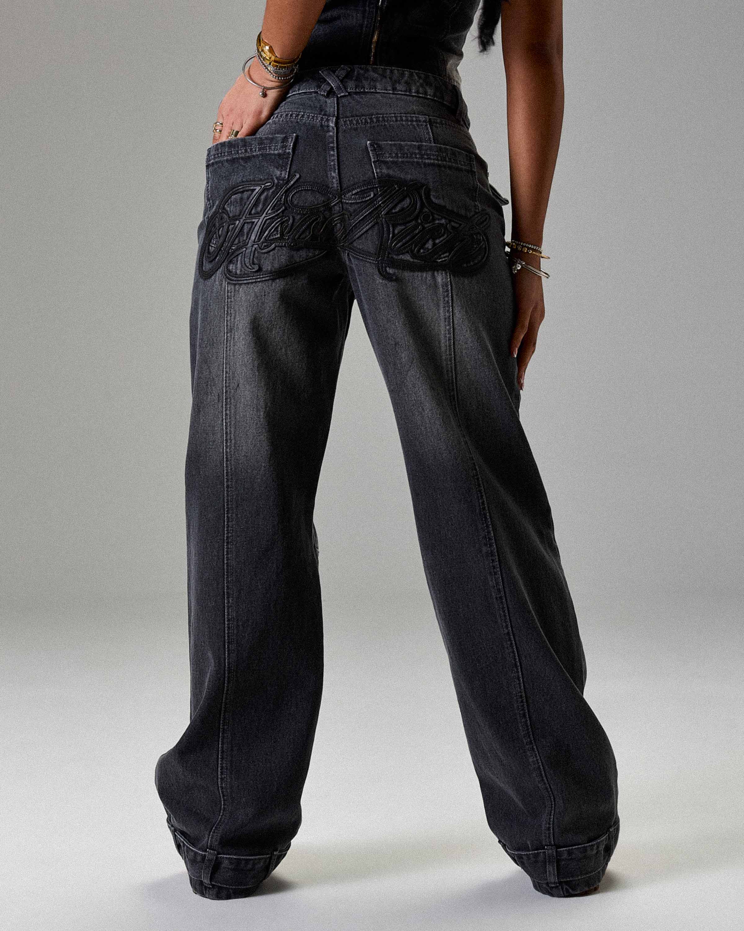 The Winner's Circle Solace Wide Leg Cargo Jeans - Grey/Black
