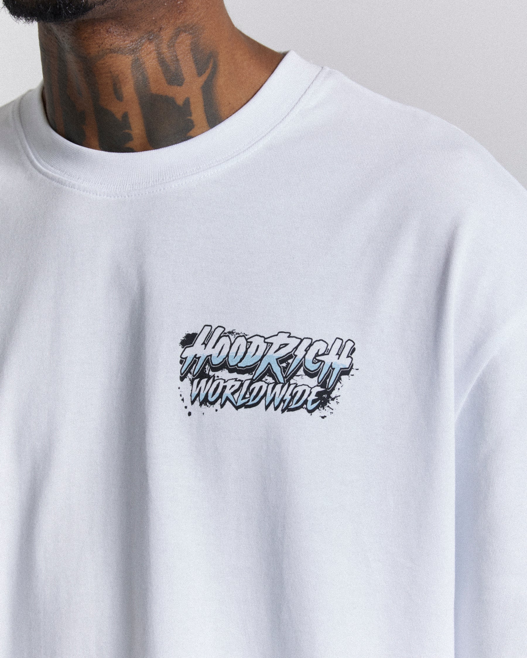 We Make Noise Oversized T-Shirt - White/Black/Blue