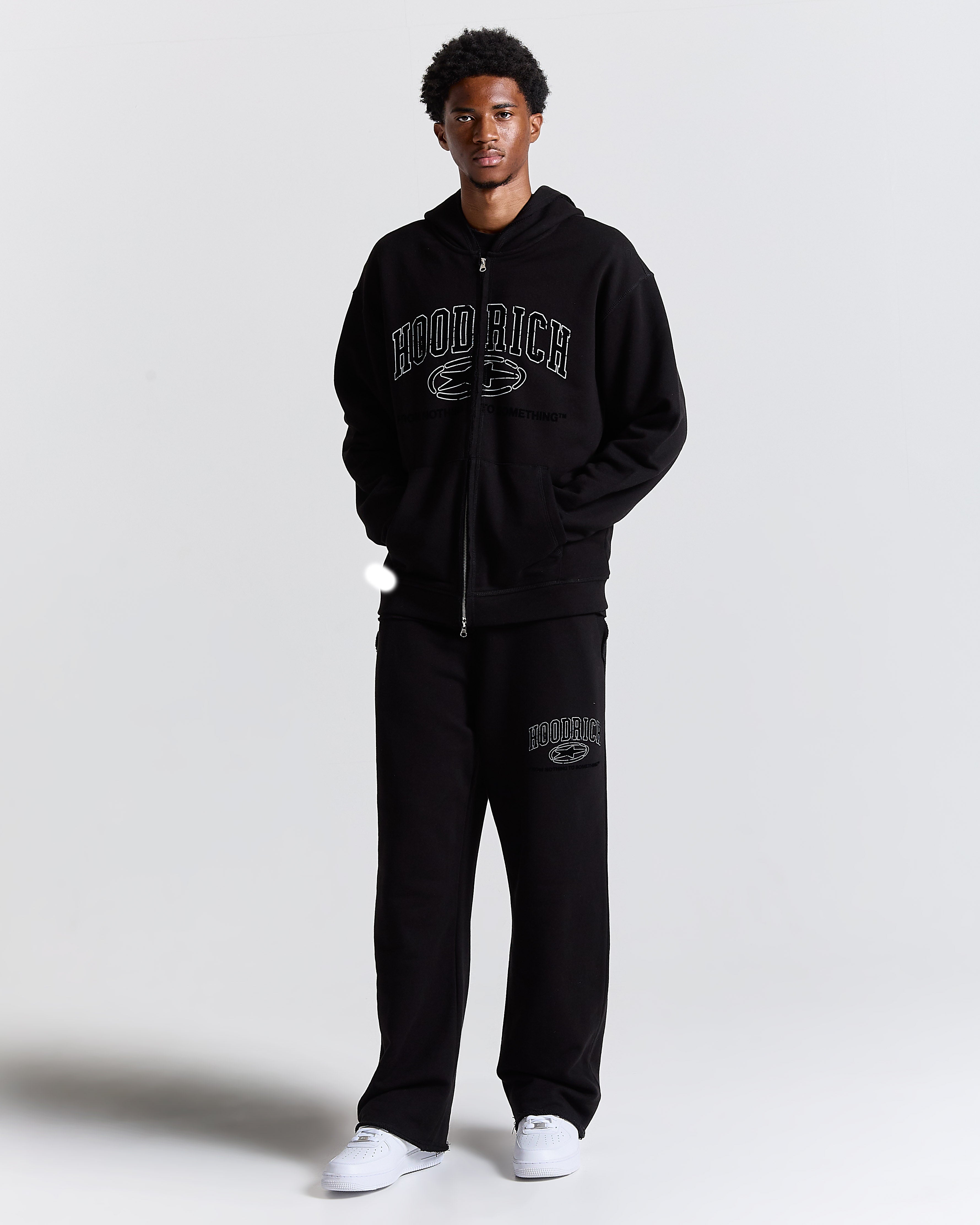 Trace Oversized Jogger - Black