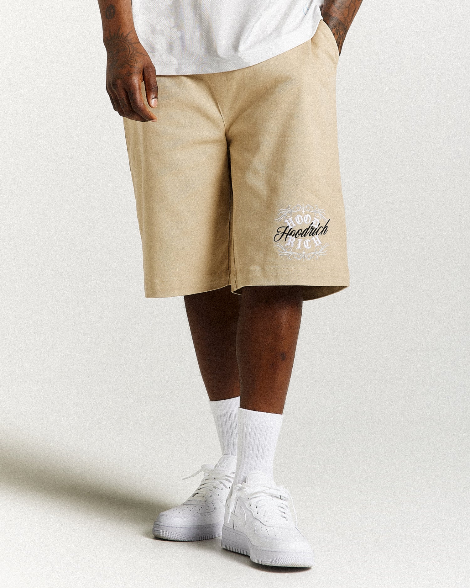 Rito Woven Shorts - Khaki/White